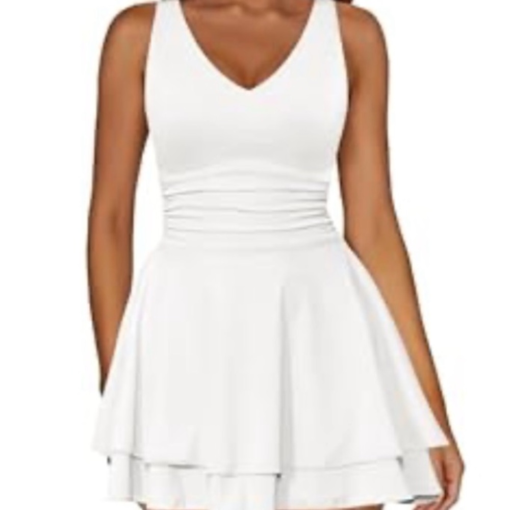 BRAND NEW: Women's V-Neck White Sleeveless Dress